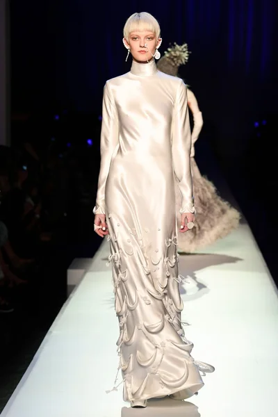 Look 61
